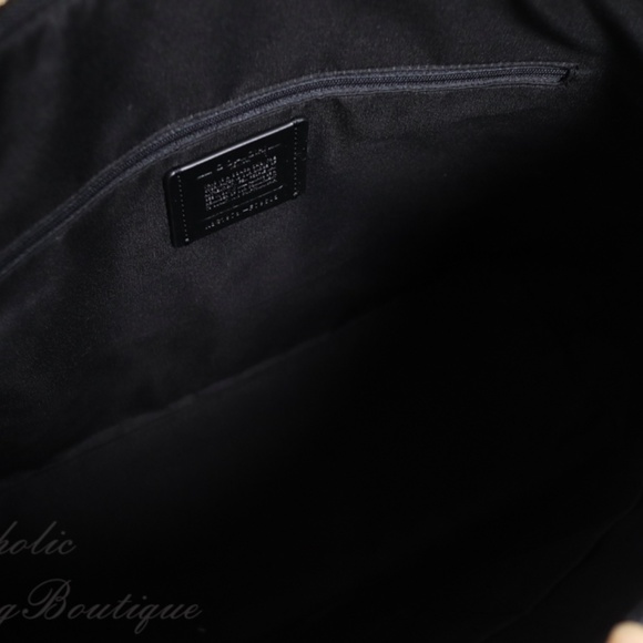 NWT Coach Gallery Tote in Black Crossgrain Leather - Picture 6 of 8